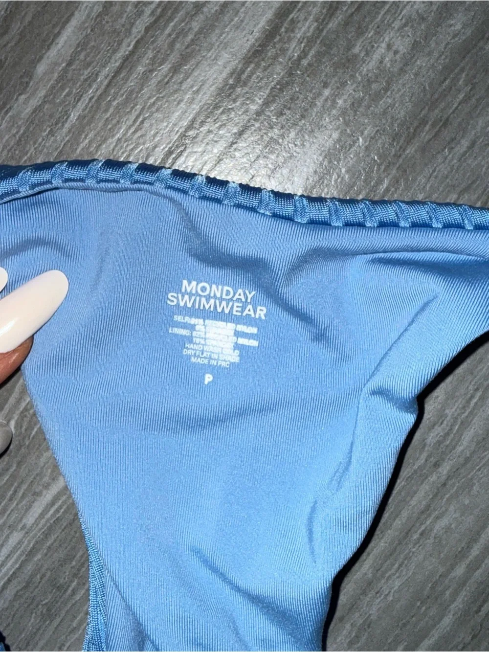 Monday swimwear bikini set in color dream